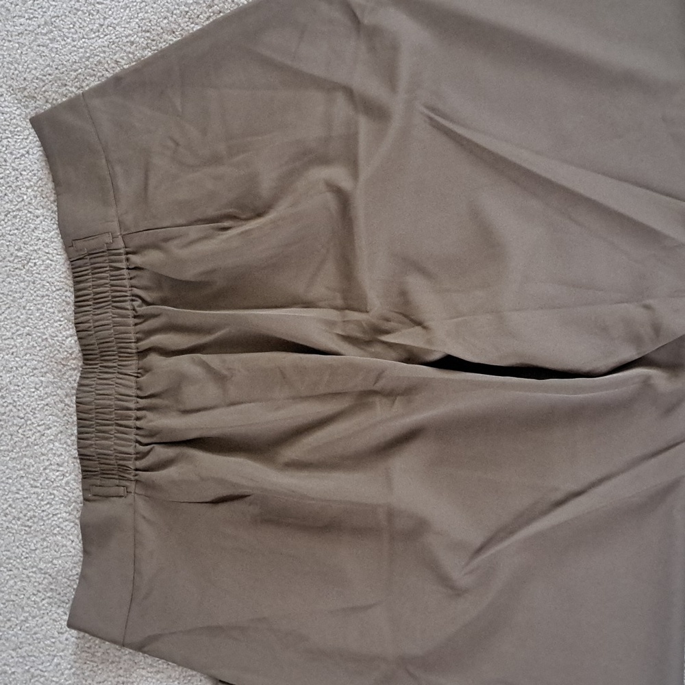 XLARGE.   HALARA SHIRRED BUTTON ZIPPER STRAIGHT LEG PANTS - Picture 7 of 9